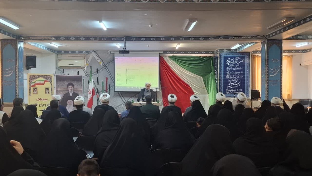 معارفه مدیریت جدید حوزه علمیه خواهران ریحانه‌النبی (س) سنندج