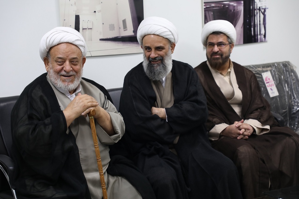 دیدار استاد انصاریان با مدیر حوزههای خواهران؛ از آمار جذب تا الزامات تربیتی+ تصاویر
