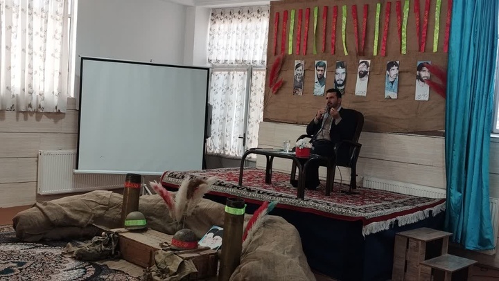 طلاب، مغز متفکر جامعه در مسیر زمینه‌سازی ظهور هستند