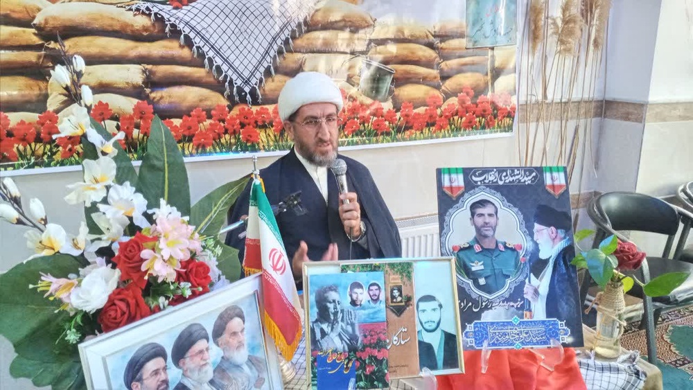 نقش‌آفرینی سازنده طلاب در جامعه؛ خودسازی، معرفت نفس و تهذیب اخلاق ارکان اصلی تربیت انقلابی