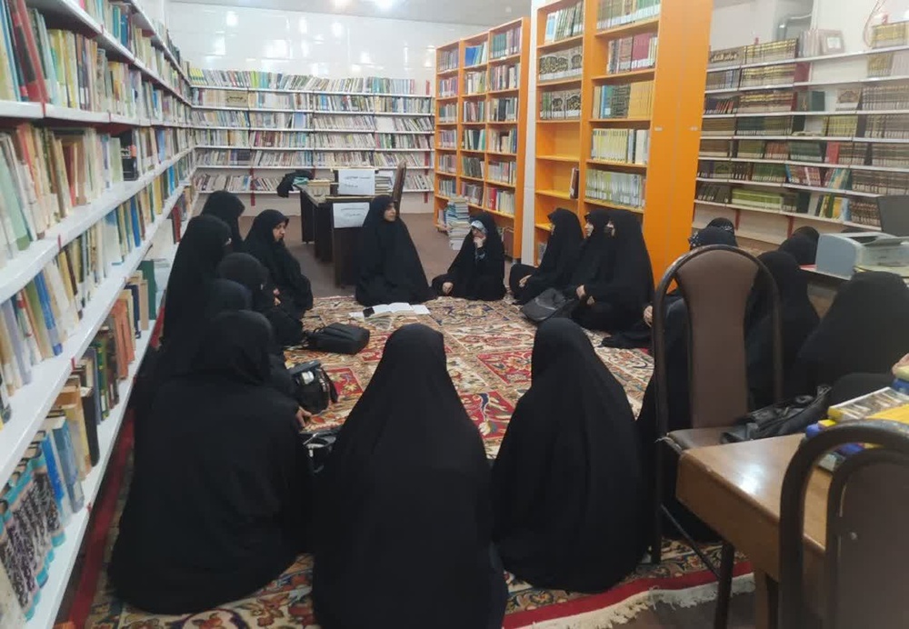 تبیین جایگاه قرآنی مهدویت در نشست تخصصی مدرسه امام هادی (ع) شهرستان شوشتر