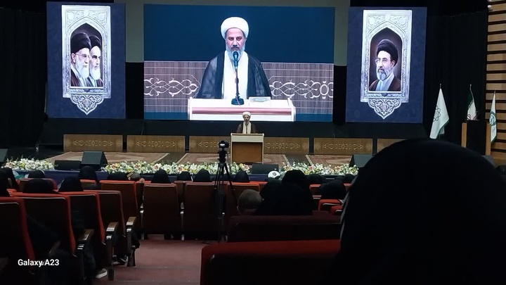 تأکید بر رویکرد مسئله‌محور و جهادی در حوزه‌های علمیه بانوان/ نقش‌آفرینی مؤثر در تقویت تاب‌آوری اجتماعی