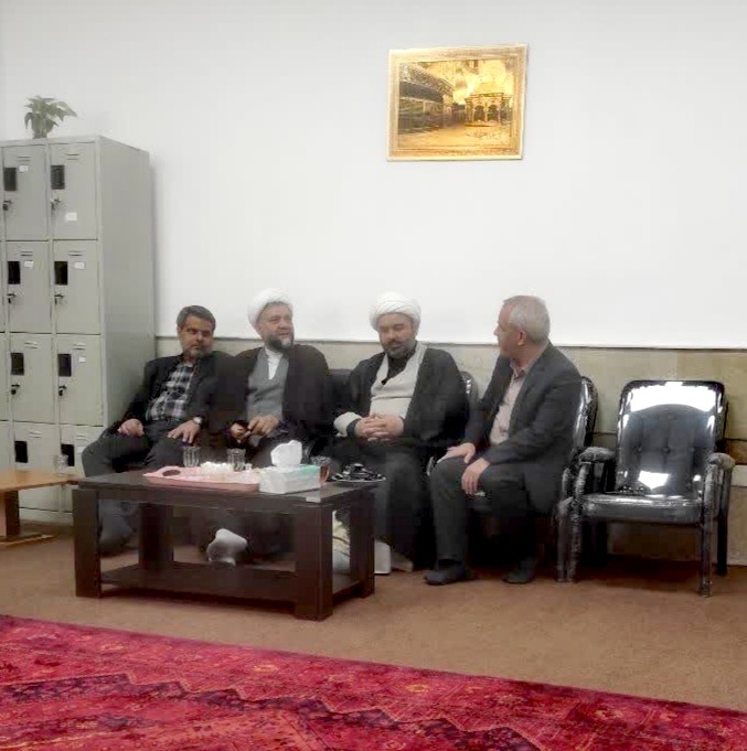 معاون منابع انسانی و پشتیبانی مرکز مدیریت حوزه‌های علمیه خواهران از مدرسه علمیه فاطمه معصومه (س) اهواز بازدید کرد