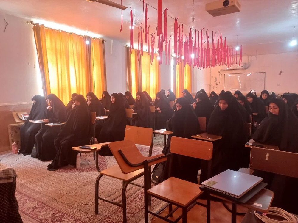 تبیین مؤلفه‌های انسان مهدویِ کارآمد در مدرسه علمیه ریحانة‌النبی(ص) شهرستان شادگان