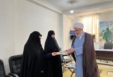 تصاویر/مراسم افتتاحیه سال تحصیلی جدید در مدرسه علمیه فاطمه الزهرا سلام‌الله‌علیها پارسیان