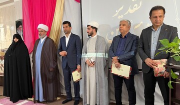 تصاویر/مراسم افتتاحیه سال تحصیلی جدید در مدرسه علمیه فاطمه الزهرا سلام‌الله‌علیها پارسیان