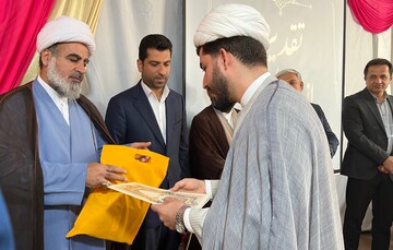 تصاویر/مراسم افتتاحیه سال تحصیلی جدید در مدرسه علمیه فاطمه الزهرا سلام‌الله‌علیها پارسیان