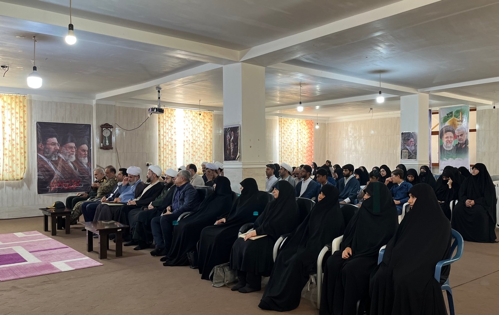 تصاویر/مراسم افتتاحیه سال تحصیلی جدید در مدرسه علمیه فاطمه الزهرا سلام‌الله‌علیها پارسیان