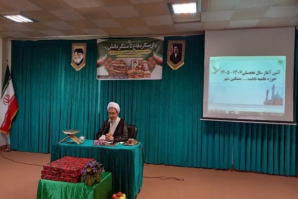 بانوان طلبه هم عالمه و هم تبیین‌گر معارف دینی باشند