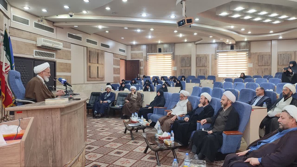اجلاس سالانه هیئت امنای مدارس علمیه خواهران کرمانشاه برگزار شد/تأکید بر بازتعریف نقش‌های راهبردی برای دستیابی به مرجعیت علمی
