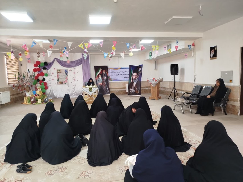 نقش کلیدی والدین در سلامت روان فرزندان؛ برگزاری کارگاه «فرزندپروری» در مدرسه علمیه خواهران زاهدان
