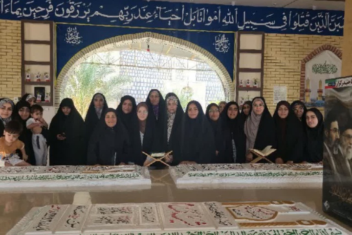 تجدید میثاق طلاب مدرسه علمیه فاطمیه لامرد با آرمان‌های شهدا