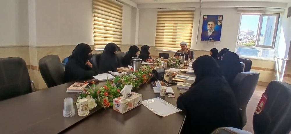 تأکید مدیر حوزه‌های علمیه خواهران آذربایجان‌غربی بر تقویت تربیت اخلاقی و انس با قرآن در مدارس