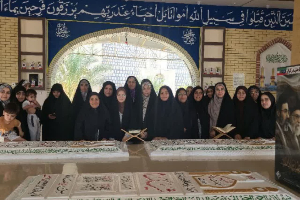 تجدید میثاق طلاب مدرسه علمیه فاطمیه لامرد با آرمان‌های شهدا