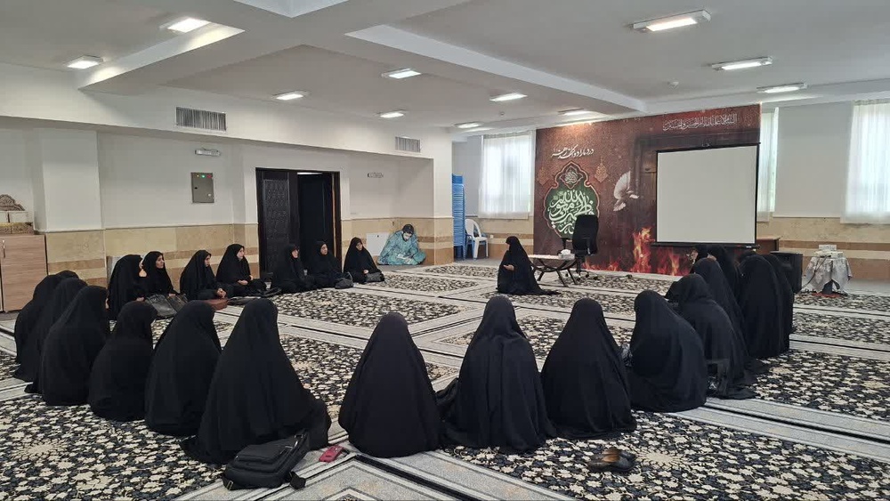 برگزاری نشست اخلاقی و معرفتی در حوزه خواهران کوهدشت