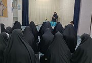 رقابت‌های مادی هیچ سنخیتی با زیّ طلبگی ندارد / متانت و ساده‌زیستی، زینت رفتاری طلبه است