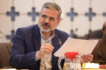 تصاویر/ نشست مدیر حوزه های علمیه خواهران کشور با استعدادهای برتر