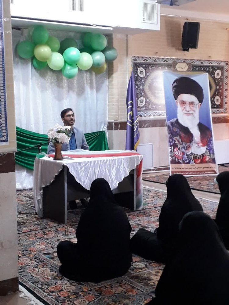 تبیین جایگاه حکومت اسلامی در معادلات جهانی در نشست بصیرت‌افزایی طلاب کامیاران