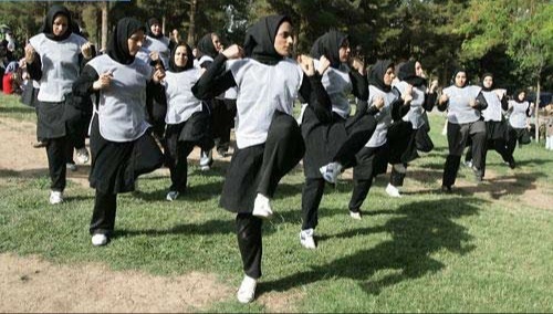 چگونه می توان کیست تخمدان را درمان کرد