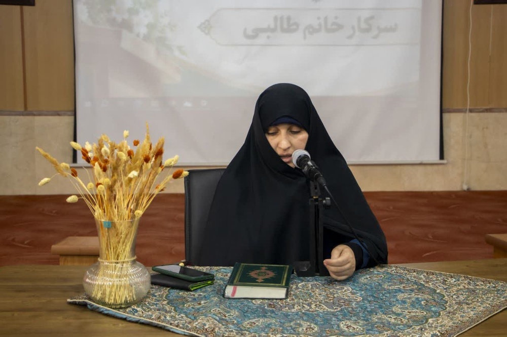 تأکید معاون فرهنگی حوزه های علمیه خواهران بر «واجب کفایی» بودن مسیر طلبگی/ ضرورت استقامت در برابر آزمون‌ها