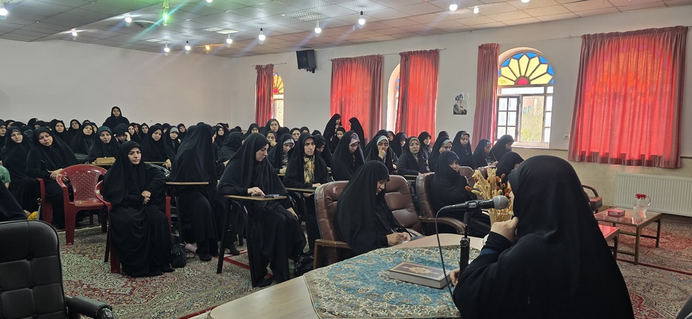 اربعین تعالی مدارس علمیه خواهران شهر یزد با حضور معاون فرهنگی حوزه‌های علمیه خواهران کشور