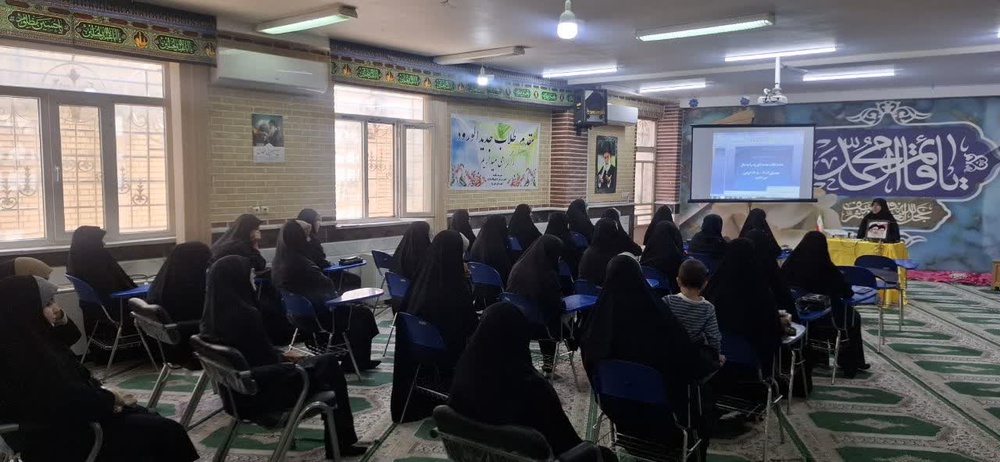 طلبگی فراتر از یک انتخاب شغلی، موهبتی الهی برای هدایت ابدی است