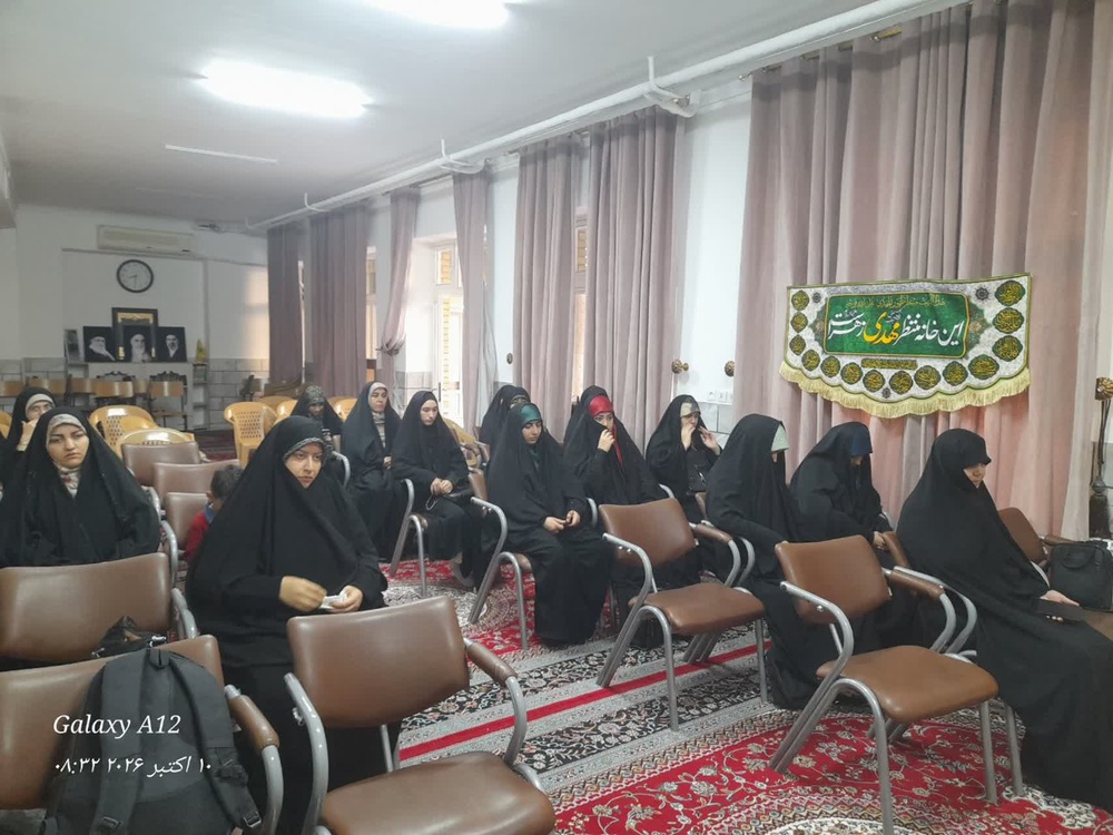 ارتباط با خداوند؛ موتور محرک پیشرفت و انگیزه تحصیلی طلاب است