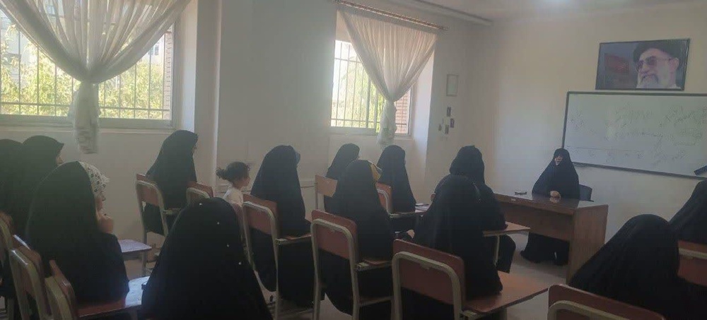 خودشناسی؛ کلید طلایی رشد فردی در مسیر طلبگی است