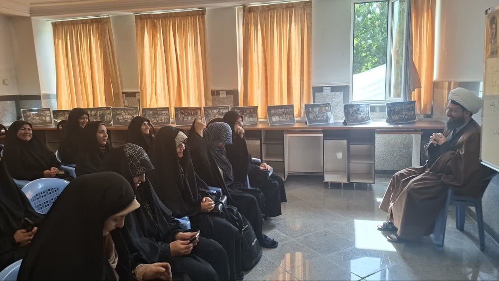 برگزاری دومین روز از سلسله‌کارگاه‌های «اربعینِ تعالی» با محوریت مهارت‌های طلبگی در تویسرکان