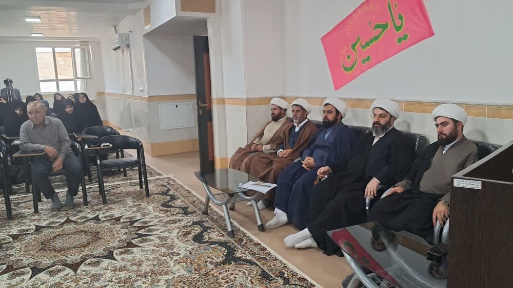 برگزاری کارگاه آموزشی ارکان مسجد در حوزه علمیه خواهران سرابله