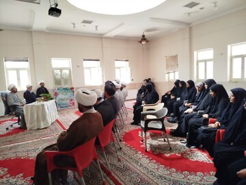 حضور مبلغان در مدارس، کاتالیزور جذب و ترویج فرهنگ طلبگی؛ هم‌افزایی طرح‌های «امین» و «هجرت» در خرم‌بید
