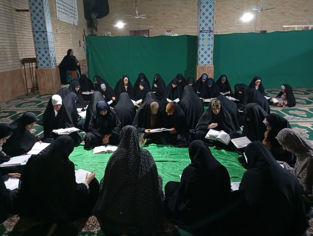 جلسه انس با قرآن کریم با حضور طلاب مدرسه علمیه الزهرا (س) رمشک