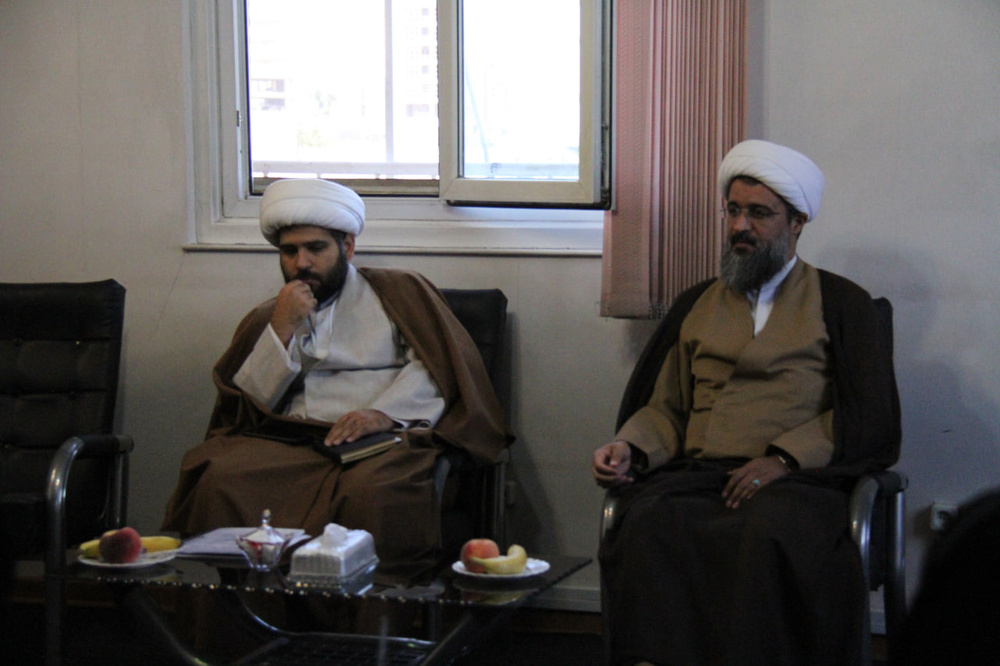 تعامل مدیریت حوزه علمیه خواهران استان قم با مرکز تحقیقات مجلس خبرگان رهبری