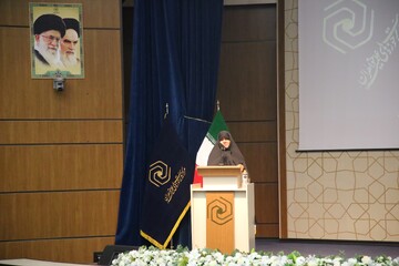 تصاویر/ آیین اختتامیه هجدهمین جشنواره علمی ـ پژوهشی «بانوی کرامت»