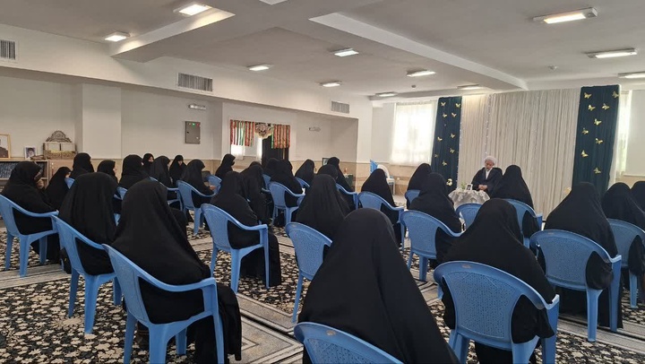 برگزاری کارگاه آموزشی خودباوری و خداشناسی در کوهدشت