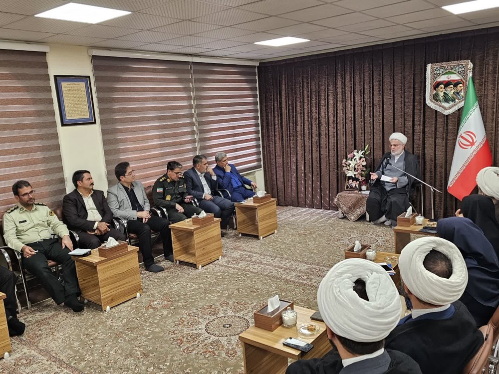 همایش ملی بانوی کُرد