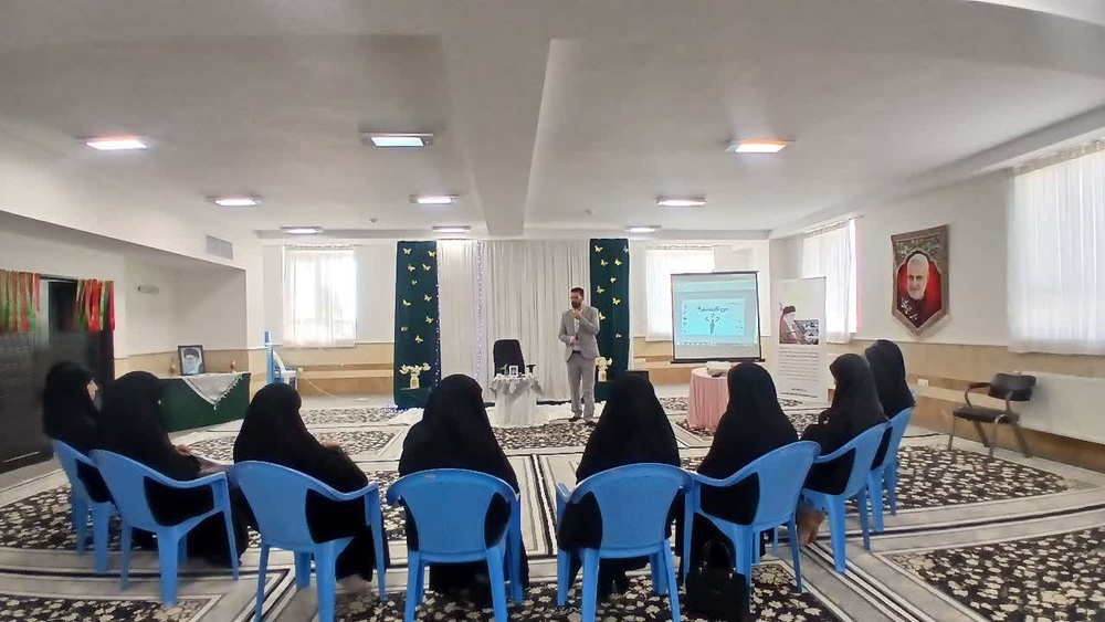 برگزاری کارگاه تخصصی خودآگاهی و تهذیب نفس در آستانه ورود به حریم طلبگی در حوزه خواهران