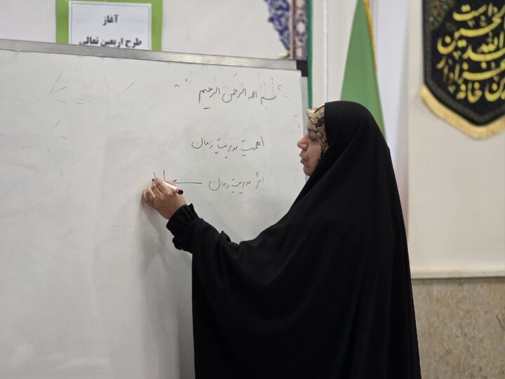استمرار «طرح اربعین تعالی» ویژه طلاب جدیدالورود در مدرسه علمیه نرجسیه سیرجان
