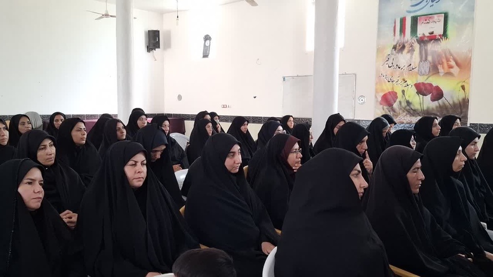 آئین تجلیل از نخبگان حوزوی در بختگان با حضور معاون پژوهش مرکز مدیریت‌ حوزه‌ علمیه‌ خواهران‌ فارس