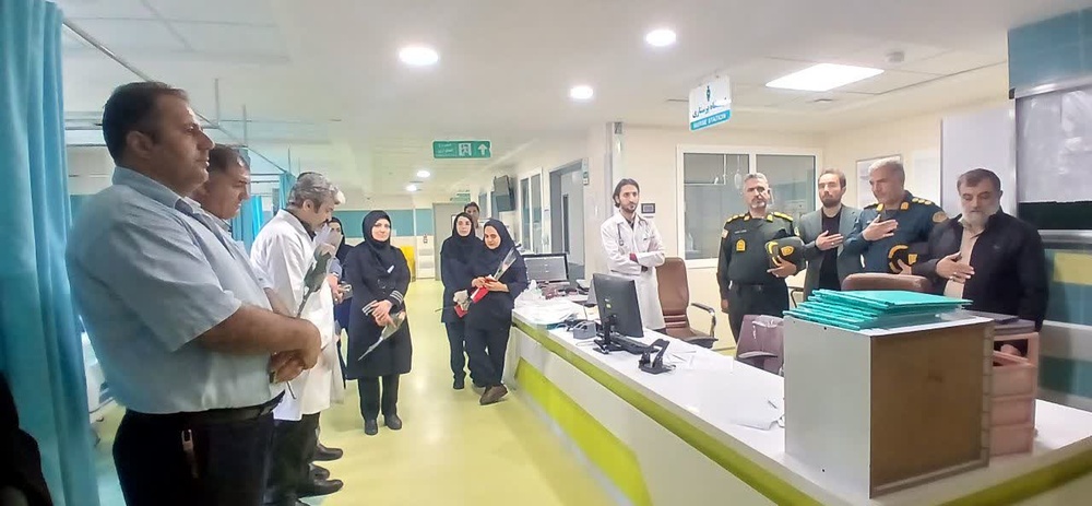 تجلیل از پرستاران بیمارستانهای استان با حضور مدیر حوزههای علمیه خواهران و نهادهای مردمی و انقلابی