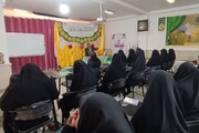 نزدیکی به سبک زندگی مهدوی؛ رسالت طلبه / معارف حوزوی باید جایگاه مادری و همسری را متحول کند
