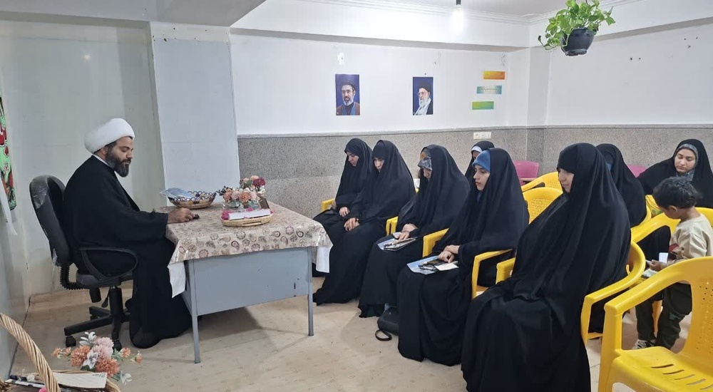 مراسم آغاز سال تحصیلی طلاب جدیدالورود مدرسه علمیه بندرخمیر برگزار شد