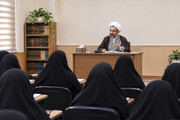 تأکید بر حسن خلق و رعایت حقوق هم‌کلاسی‌ها؛ از شاخصه‌های اخلاق طلبگی