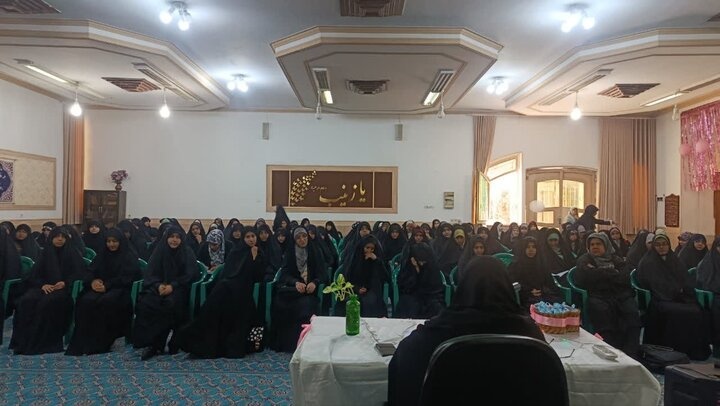 مراسم افتتاحیه مقطع سطح ۳ رشته کلام اسلامی مدرسه علمیه حضرت زینب (س) کرمان