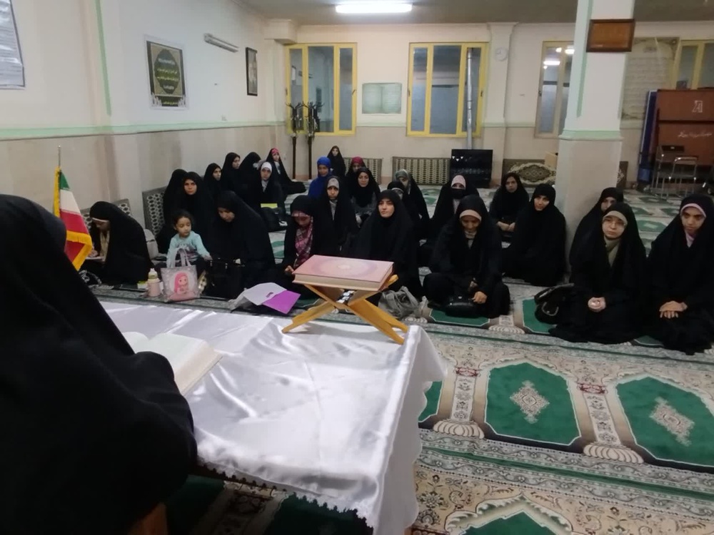 بی‌طرفی در تقابل حق و باطل موجب تضعیف جبهه حق می‌شود