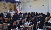 نشست روایتگری جنگ رمضان در مدرسه علمیه غدیریه فارس برگزار شد؛ تأکید بر جهاد تبیین و استمرار حضور آگاهانه مردم در صحنه