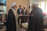 رئیس جدید هیئت‌امنای مدرسه علمیه حضرت خدیجه(س) بهاباد معرفی شد