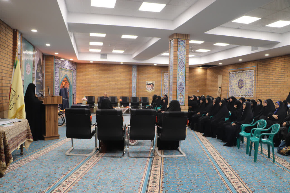 رونمایی از کتاب کودک در قرآن با تأکید بر نقش آموزه‌های قرآنی در تربیت نسل آینده