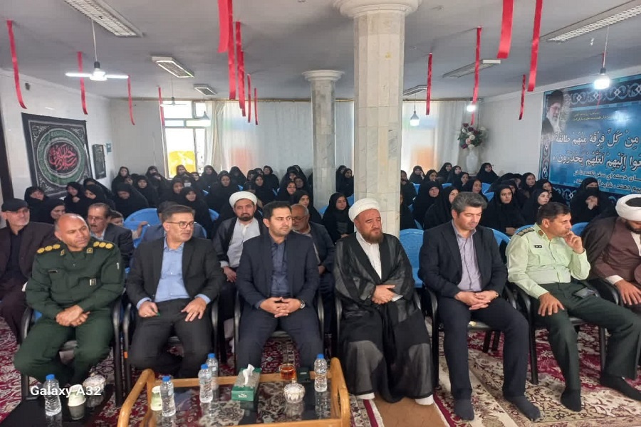 علم بدون تهذیب عامل سقوط است