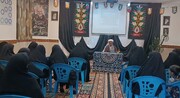 نشست فاطمی در مدرسه علمیه الزهرا (س) نی‌ریز برگزار شد/ تأکید بر الگوگیری مبلغان از سیره بانوان بصیر در دفاع از ولایت